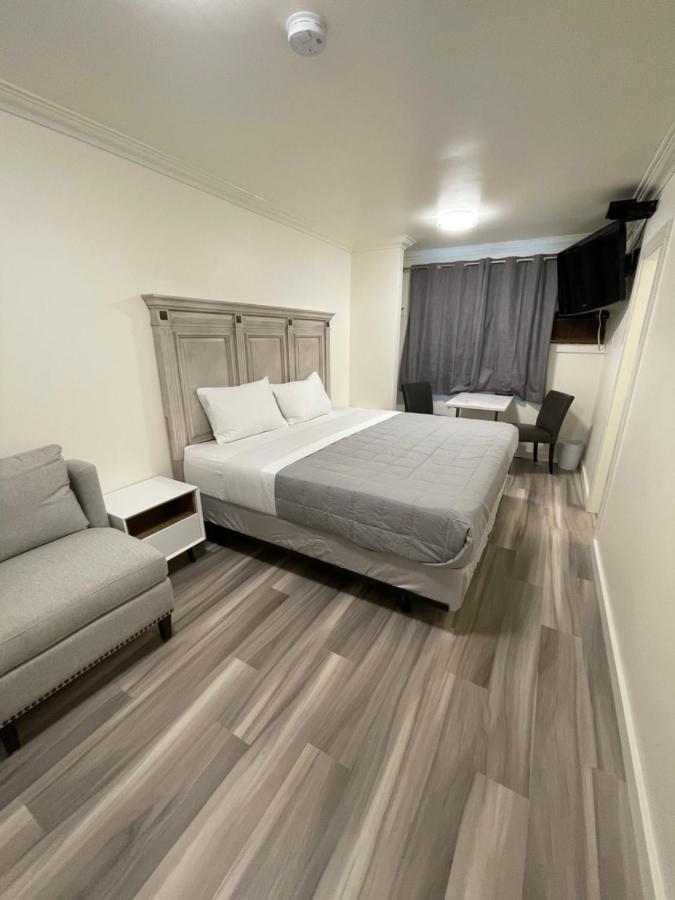 Destination Inn เรเดียมฮอตสปริงส์ ภายนอก รูปภาพ
