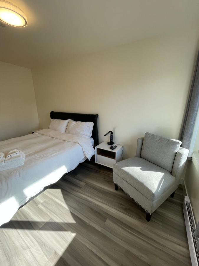 Destination Inn เรเดียมฮอตสปริงส์ ภายนอก รูปภาพ