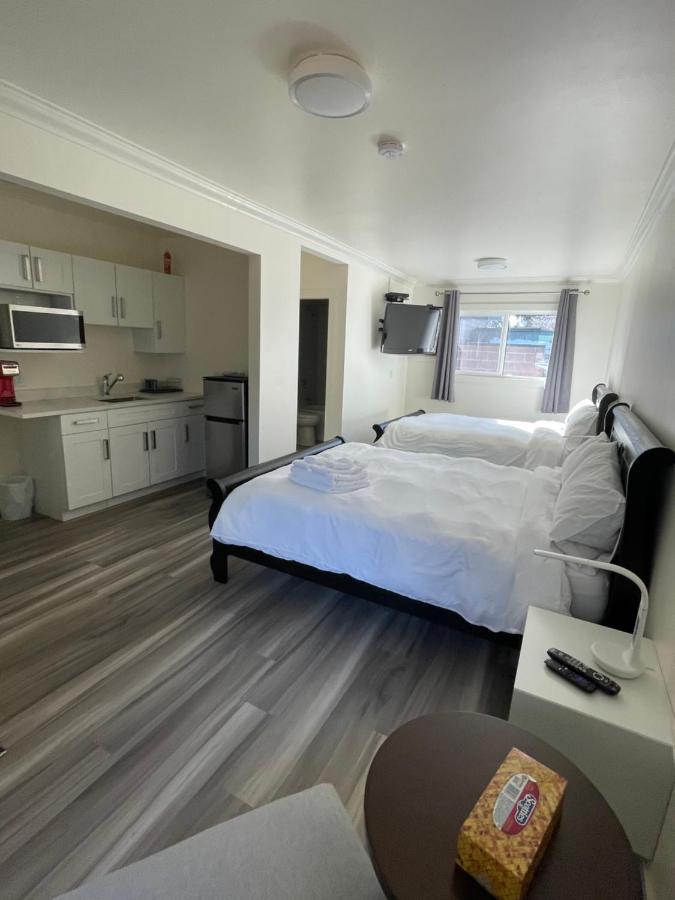 Destination Inn เรเดียมฮอตสปริงส์ ภายนอก รูปภาพ