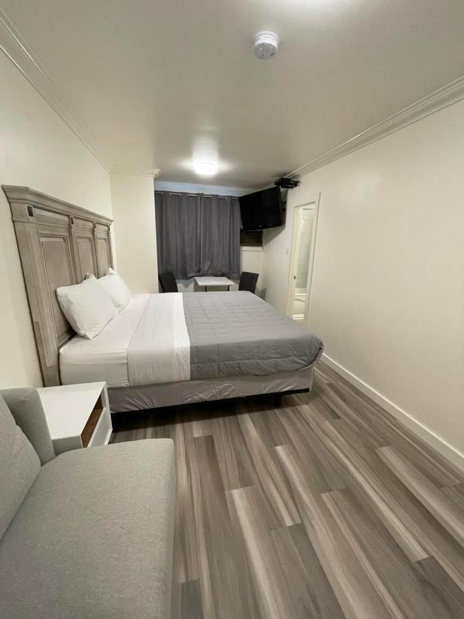 Destination Inn เรเดียมฮอตสปริงส์ ภายนอก รูปภาพ
